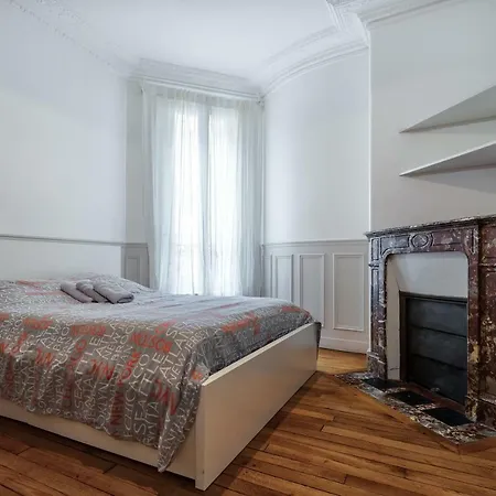 Tour Eiffel Motte Picquet 2 Paris Appartement